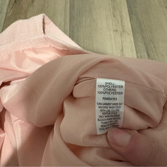 Marc New York Andrew Marc Button Front tweed Mini Skirt pink Size 16 - Picture 7 of 9